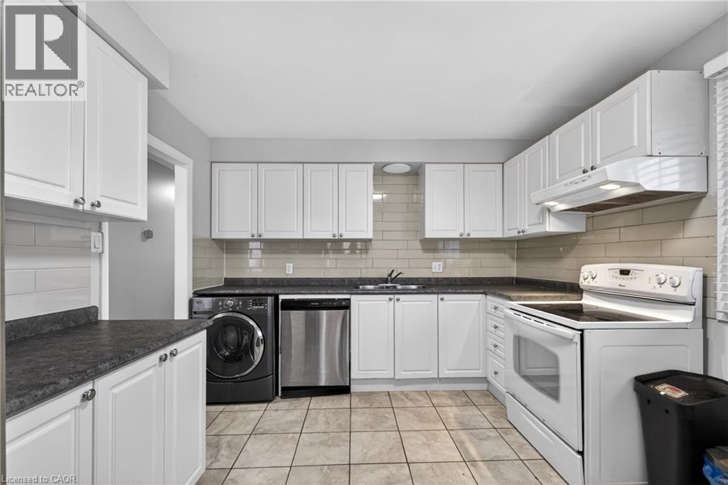 9 SANDERSON Drive, Guelph, Ontario, N1H6T7 — Photo 13