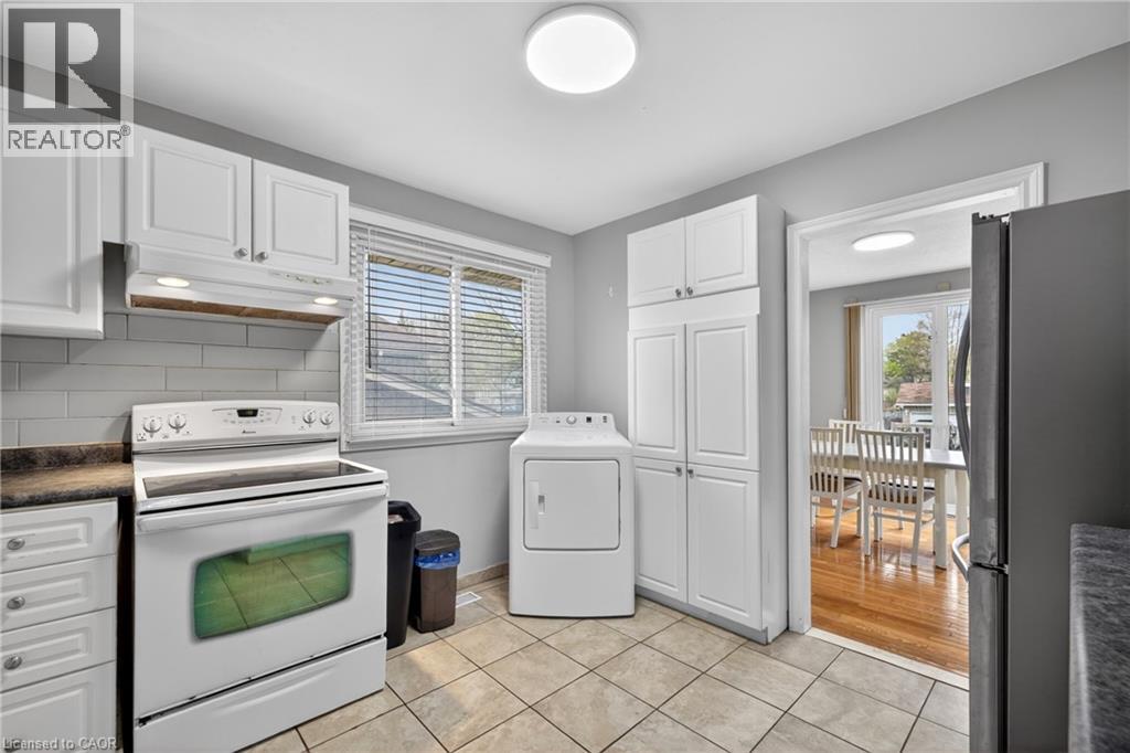 9 SANDERSON Drive, Guelph, Ontario, N1H6T7 — Photo 15