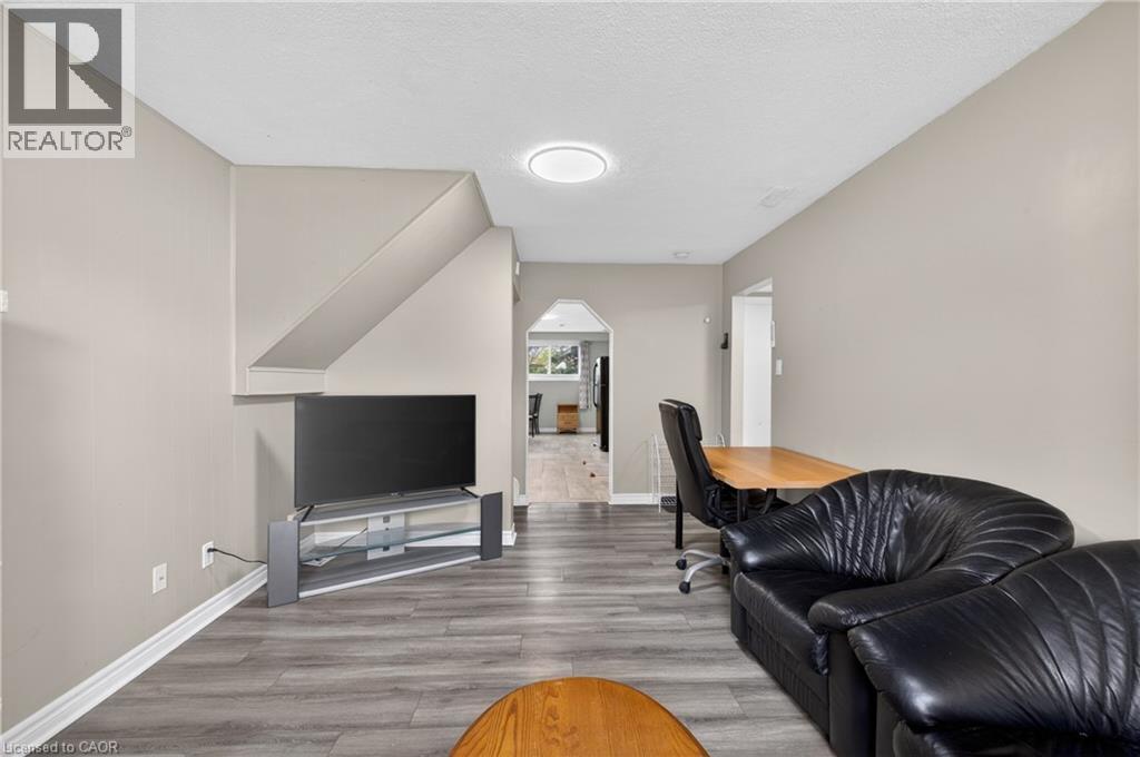 9 SANDERSON Drive, Guelph, Ontario, N1H6T7 — Photo 27