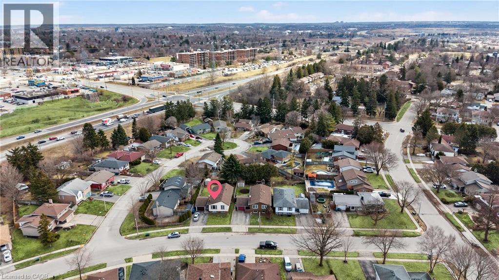 9 SANDERSON Drive, Guelph, Ontario, N1H6T7 — Photo 46