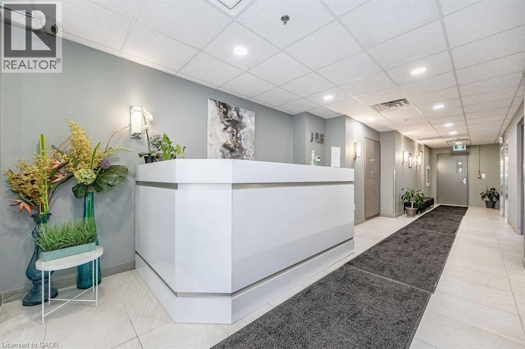 321 SPRUCE Street Unit# 312, Waterloo, Ontario, N2L0G4 — Photo 5