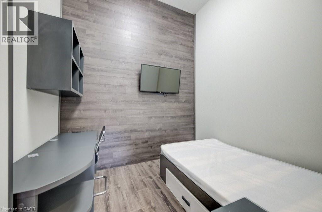 330 PHILLIP Street Unit# S-110, Waterloo, Ontario, N2L3W9 — Photo 13