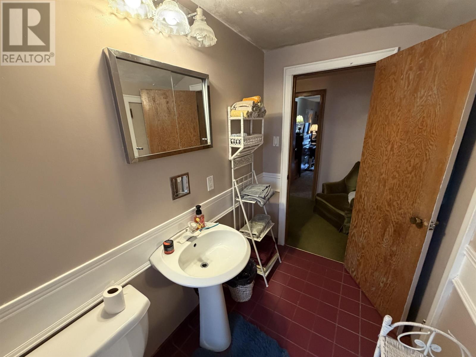 2101 Walsh ST E, Thunder Bay, Ontario, P7E4W3 — Photo 25