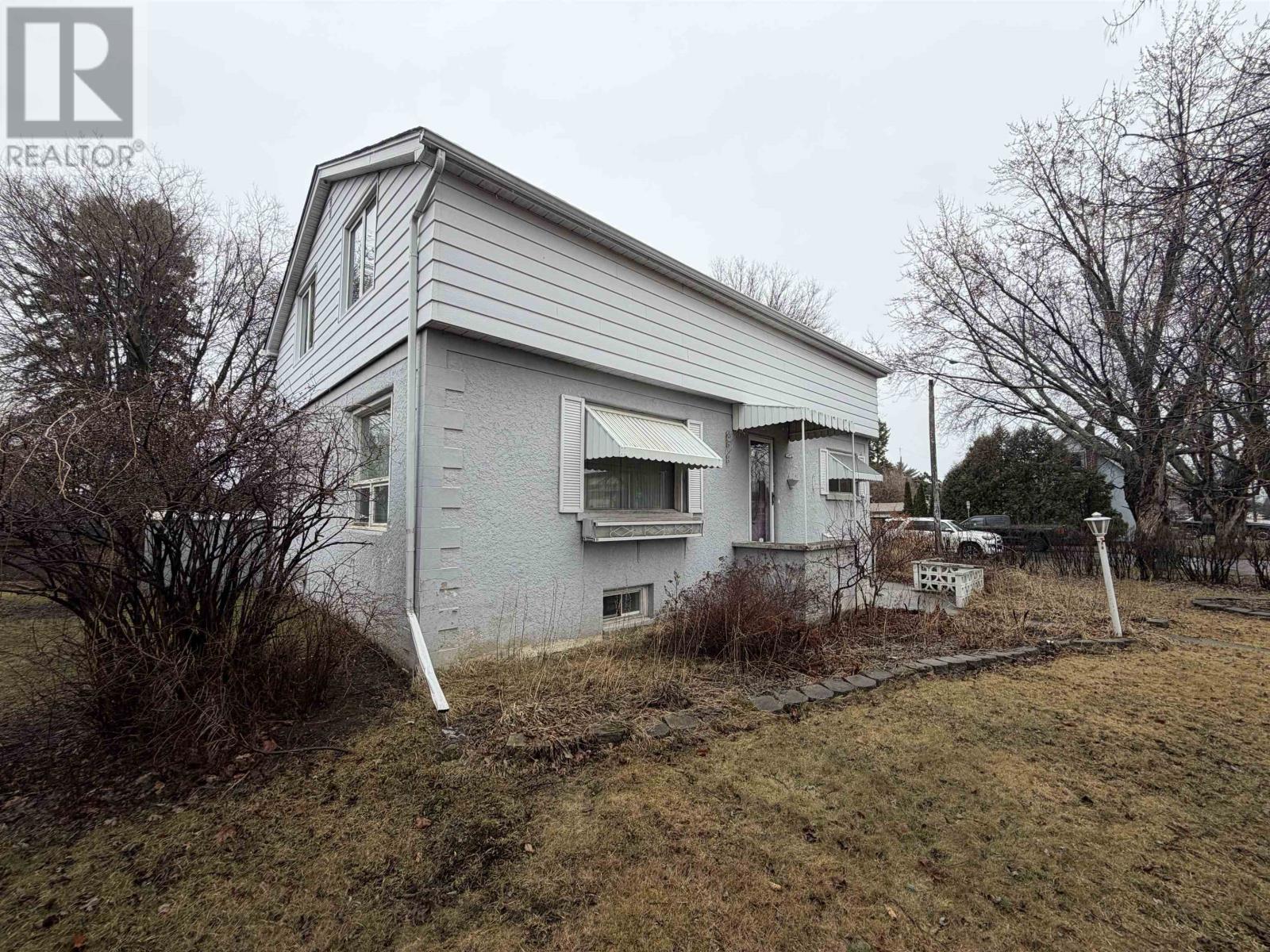 2101 Walsh ST E, Thunder Bay, Ontario, P7E4W3 — Photo 3