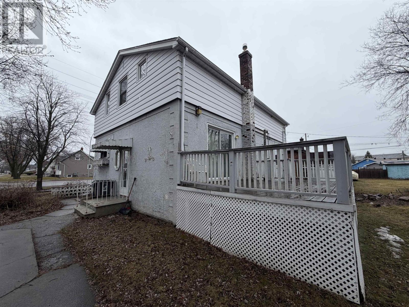 2101 Walsh ST E, Thunder Bay, Ontario, P7E4W3 — Photo 5