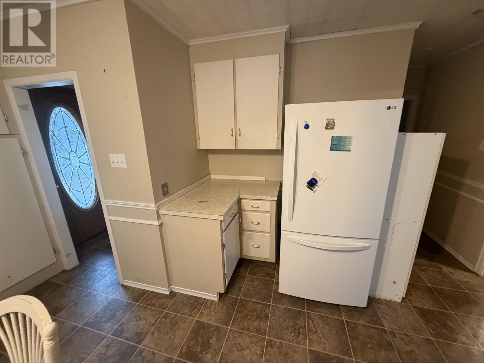 2101 Walsh ST E, Thunder Bay, Ontario, P7E4W3 — Photo 8