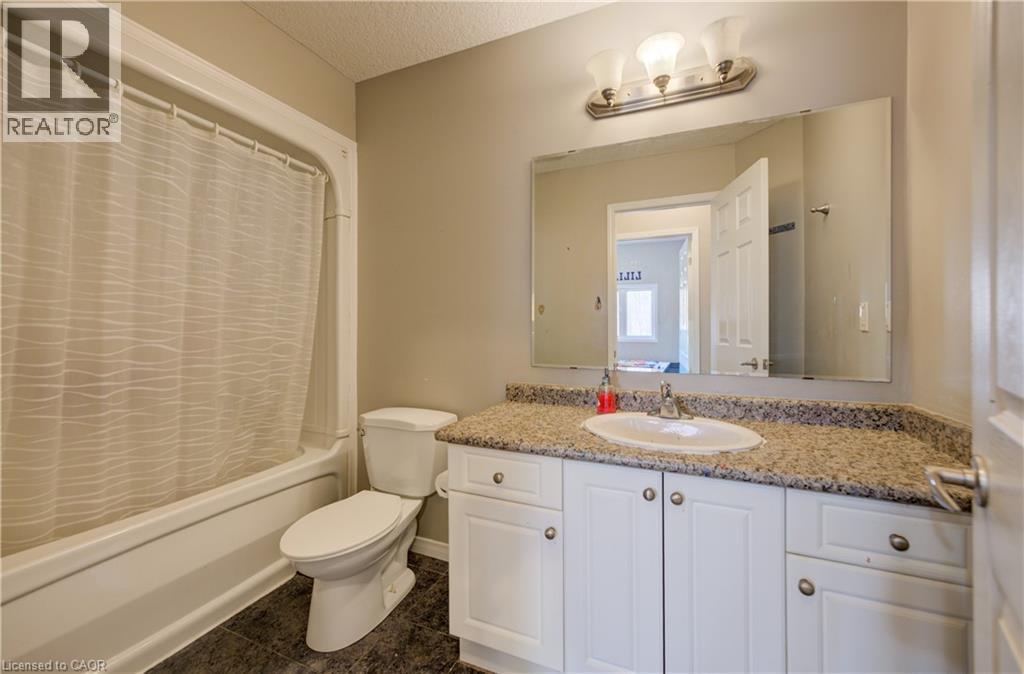 110 ACTIVA Avenue Unit# E34, Kitchener, Ontario, N2E3T3 — Photo 15
