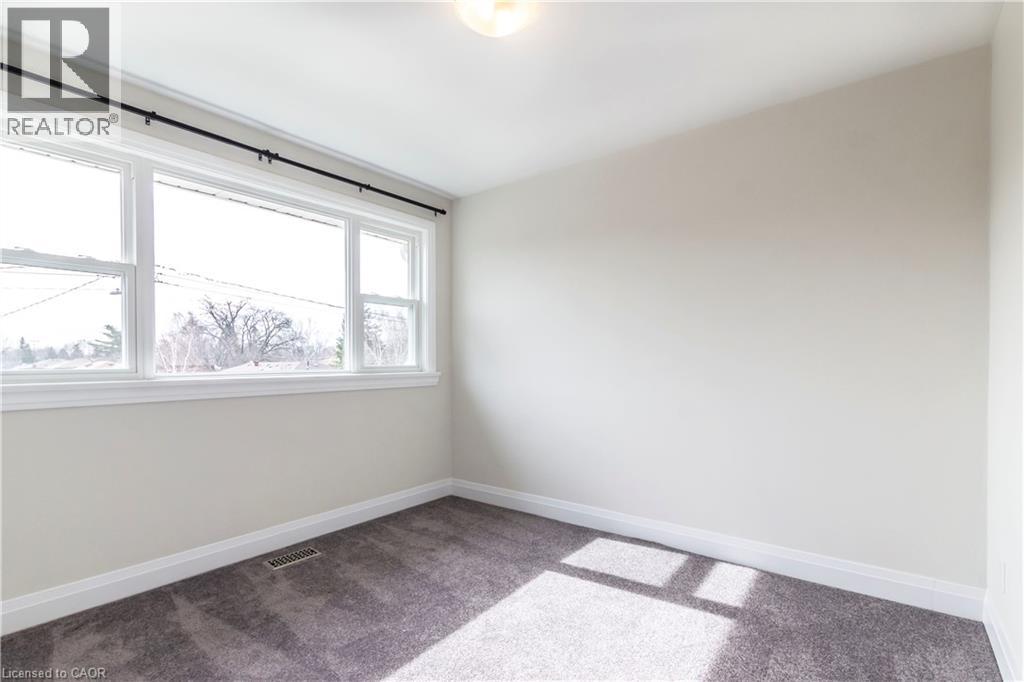 2337 BARCLAY Road, Burlington, Ontario, L7R2B7 — Photo 12