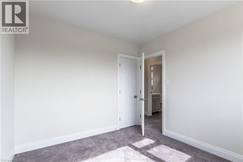 2337 BARCLAY Road, Burlington, Ontario, L7R2B7 — Photo 13