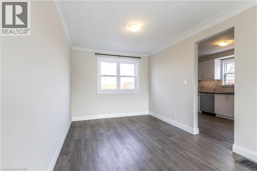 2337 BARCLAY Road, Burlington, Ontario, L7R2B7 — Photo 6