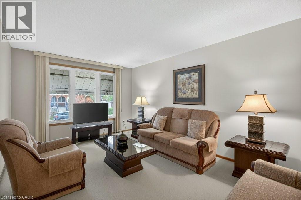 190 DESCHENE Avenue, Hamilton, Ontario, L9A3K2 — Photo 10