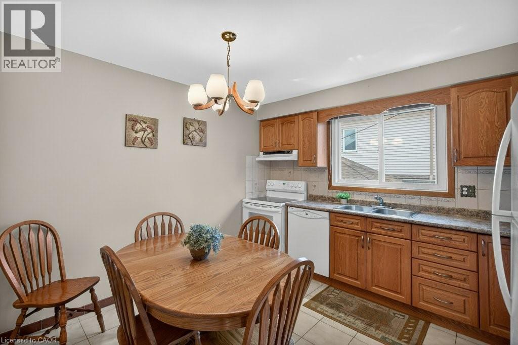 190 DESCHENE Avenue, Hamilton, Ontario, L9A3K2 — Photo 16
