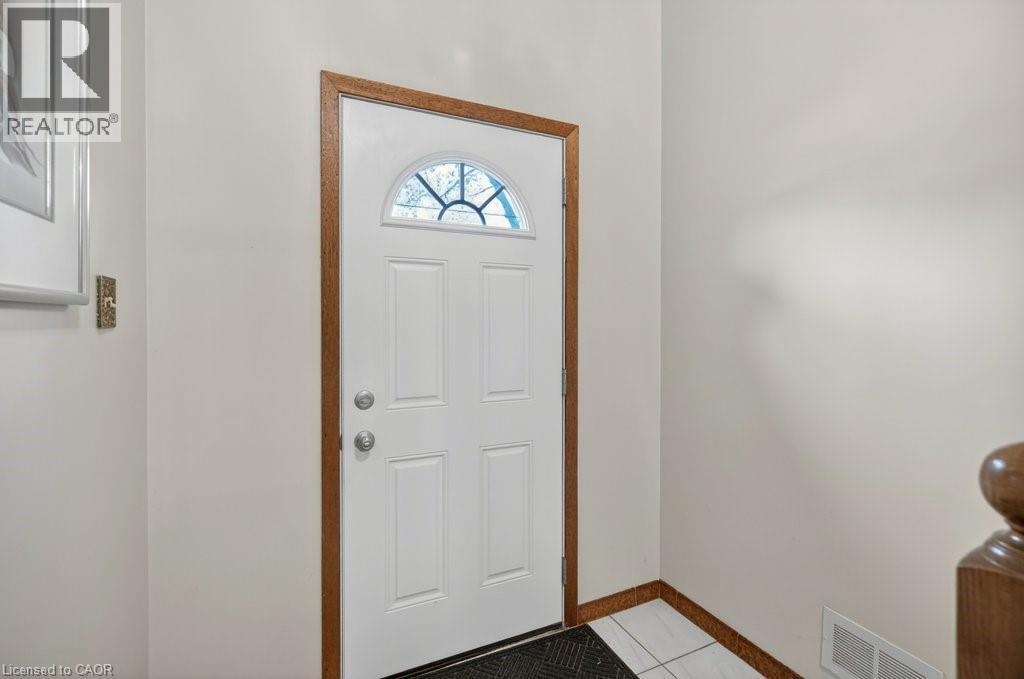 190 DESCHENE Avenue, Hamilton, Ontario, L9A3K2 — Photo 8