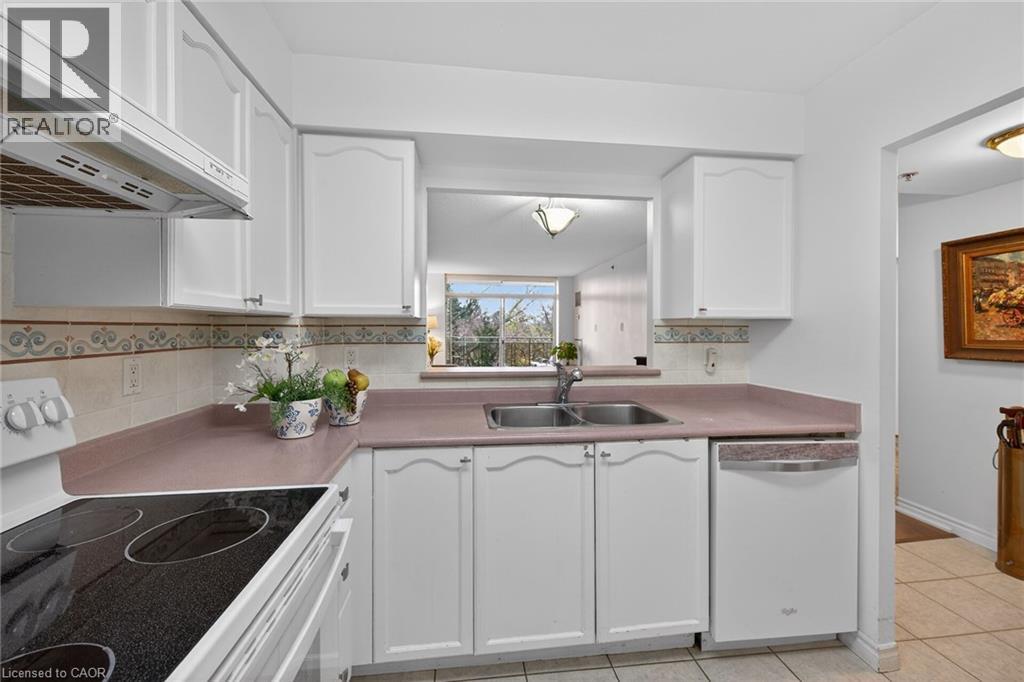 100 BURLOAK Drive Unit# 1410, Burlington, Ontario, L7L6P6 — Photo 8