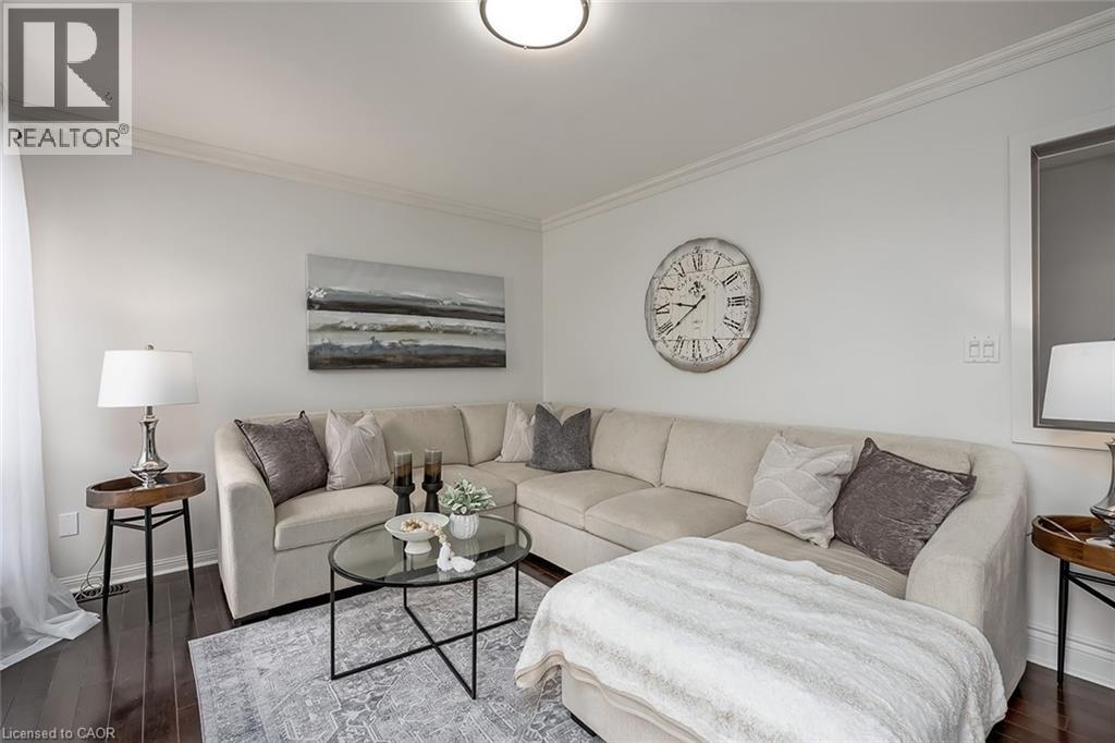 599 CAVERHILL Crescent, Milton, Ontario, L9T5K1 — Photo 11