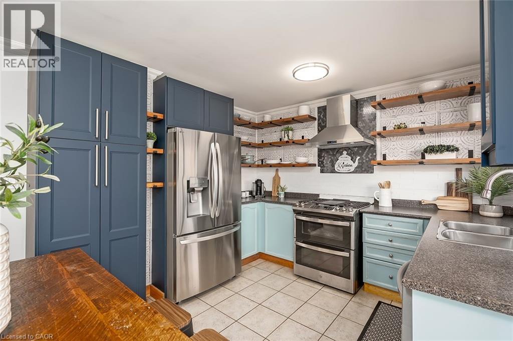 599 CAVERHILL Crescent, Milton, Ontario, L9T5K1 — Photo 14