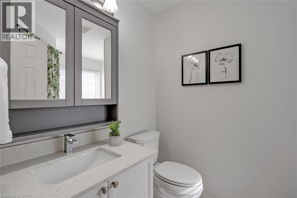 599 CAVERHILL Crescent, Milton, Ontario, L9T5K1 — Photo 21