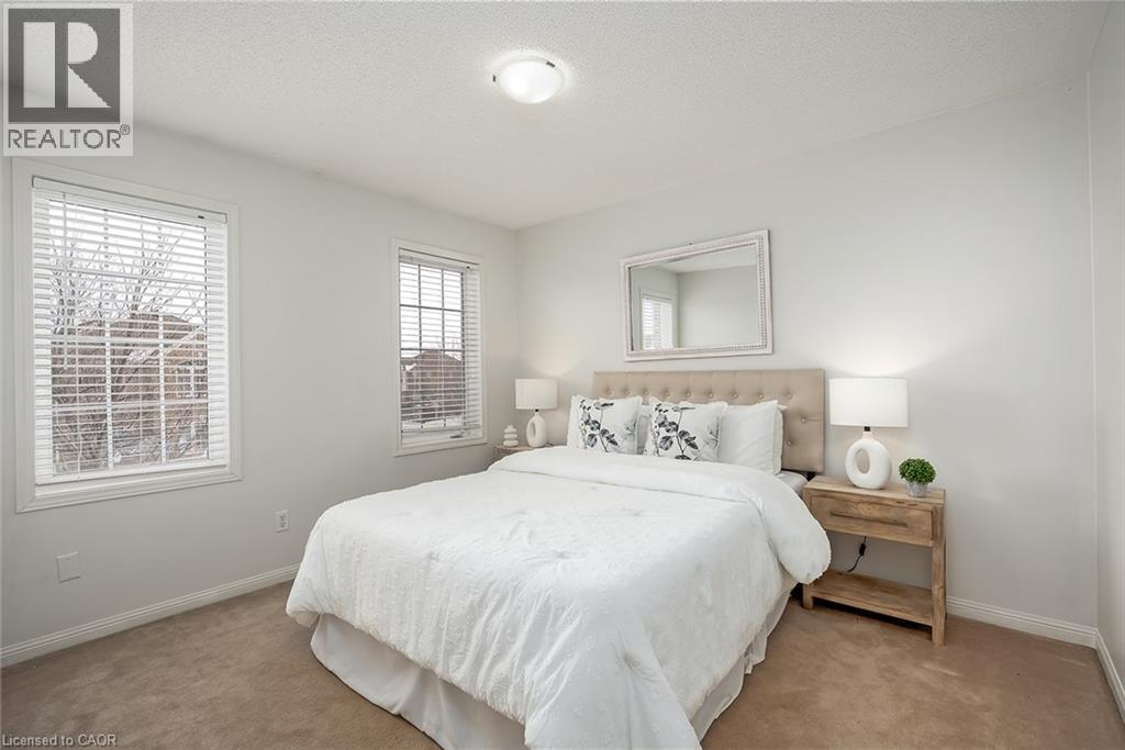 599 CAVERHILL Crescent, Milton, Ontario, L9T5K1 — Photo 25