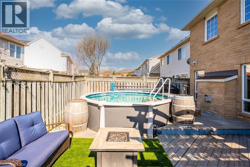599 CAVERHILL Crescent, Milton, Ontario, L9T5K1 — Photo 37