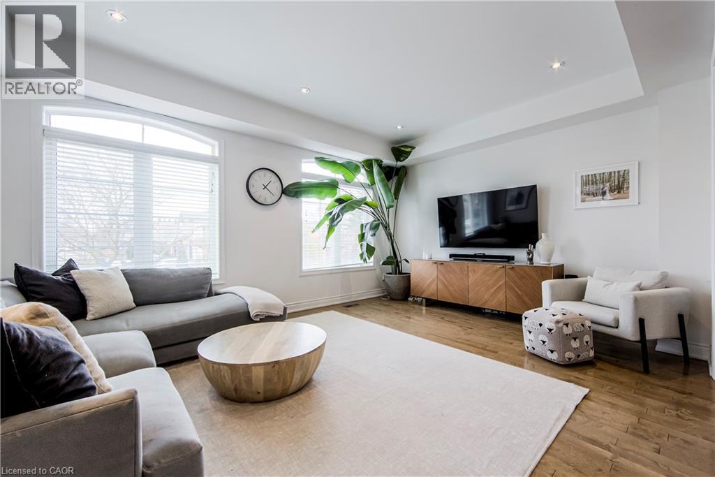 321 DALESFORD Road, Toronto, Ontario, M8Y1G8 — Photo 5
