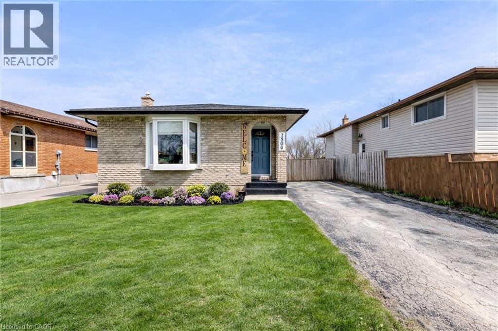 7506 JUBILEE Drive, Niagara Falls, Ontario, L2G7J5 — Photo 2