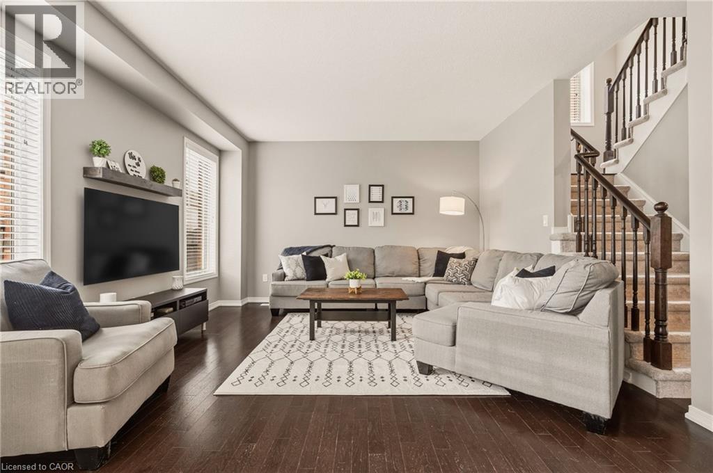 42 YAGER Drive, Binbrook, Ontario, L0R1C0 — Photo 16