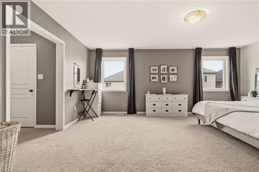 42 YAGER Drive, Binbrook, Ontario, L0R1C0 — Photo 21