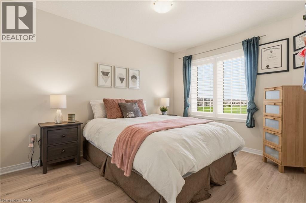 42 YAGER Drive, Binbrook, Ontario, L0R1C0 — Photo 31
