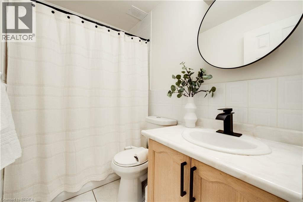 608 GREY Street Unit# 4, Brantford, Ontario, N3S4Y1 — Photo 15