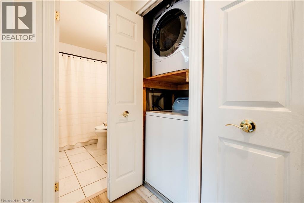 608 GREY Street Unit# 4, Brantford, Ontario, N3S4Y1 — Photo 16