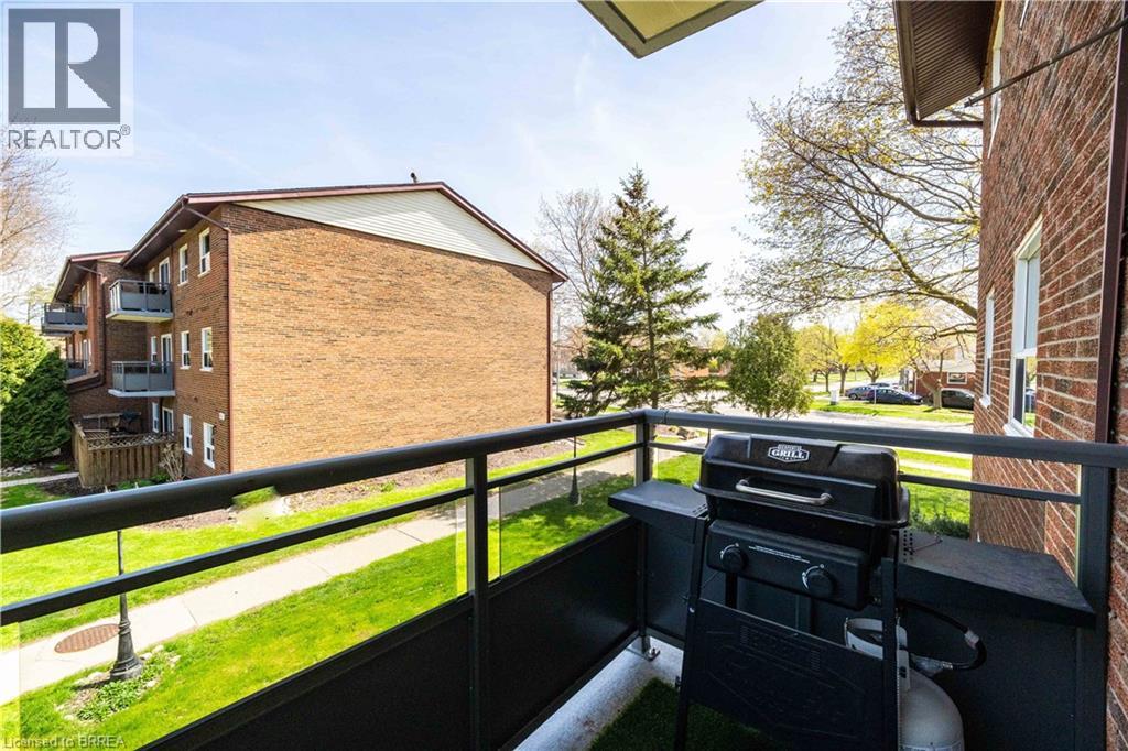 608 GREY Street Unit# 4, Brantford, Ontario, N3S4Y1 — Photo 19