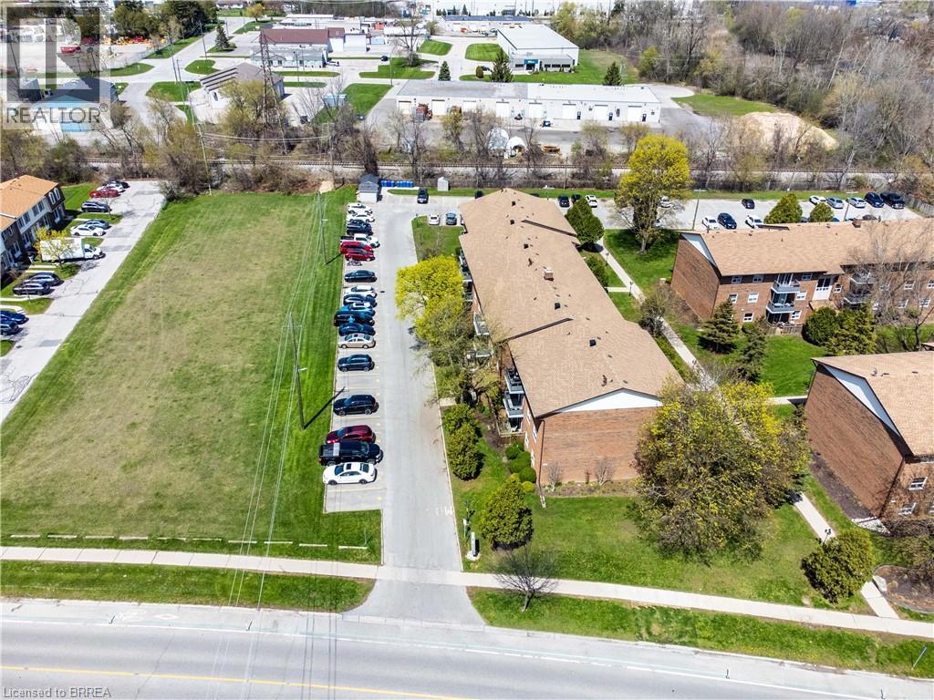 608 GREY Street Unit# 4, Brantford, Ontario, N3S4Y1 — Photo 22