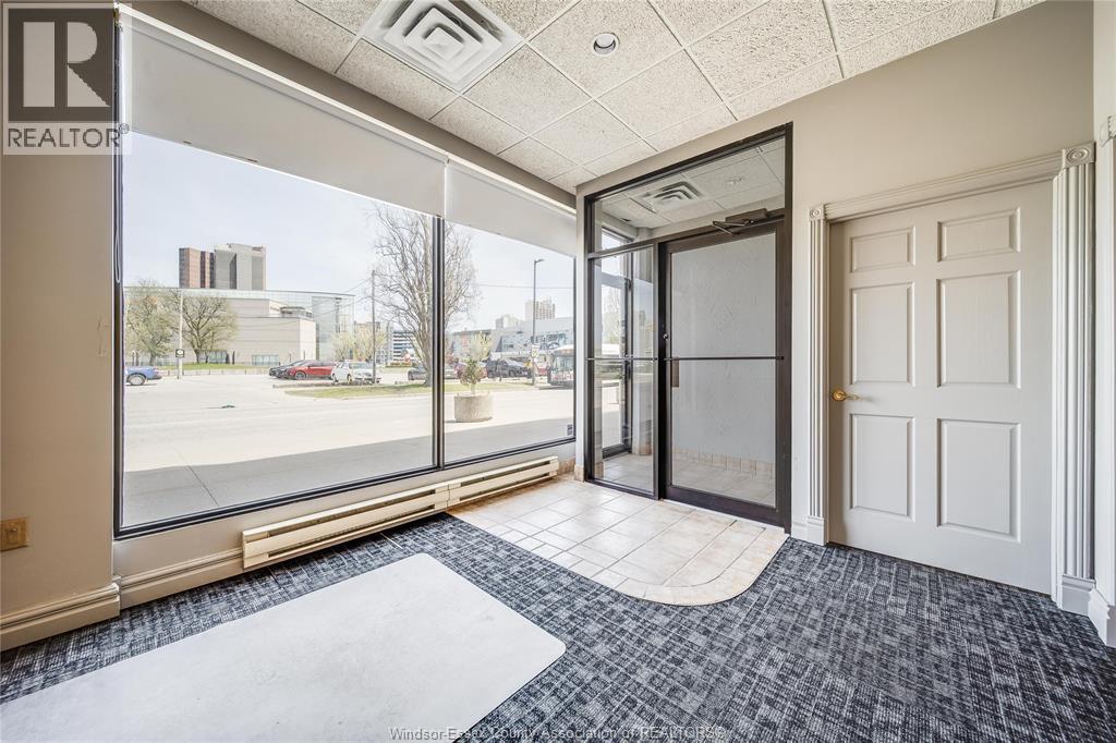 515 RIVERSIDE DRIVE West Unit# 104A, Windsor, Ontario — Photo 20