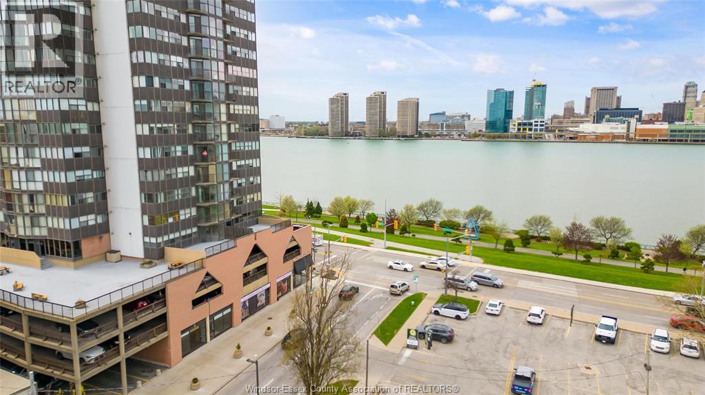515 RIVERSIDE DRIVE West Unit# 104A, Windsor, Ontario — Photo 4