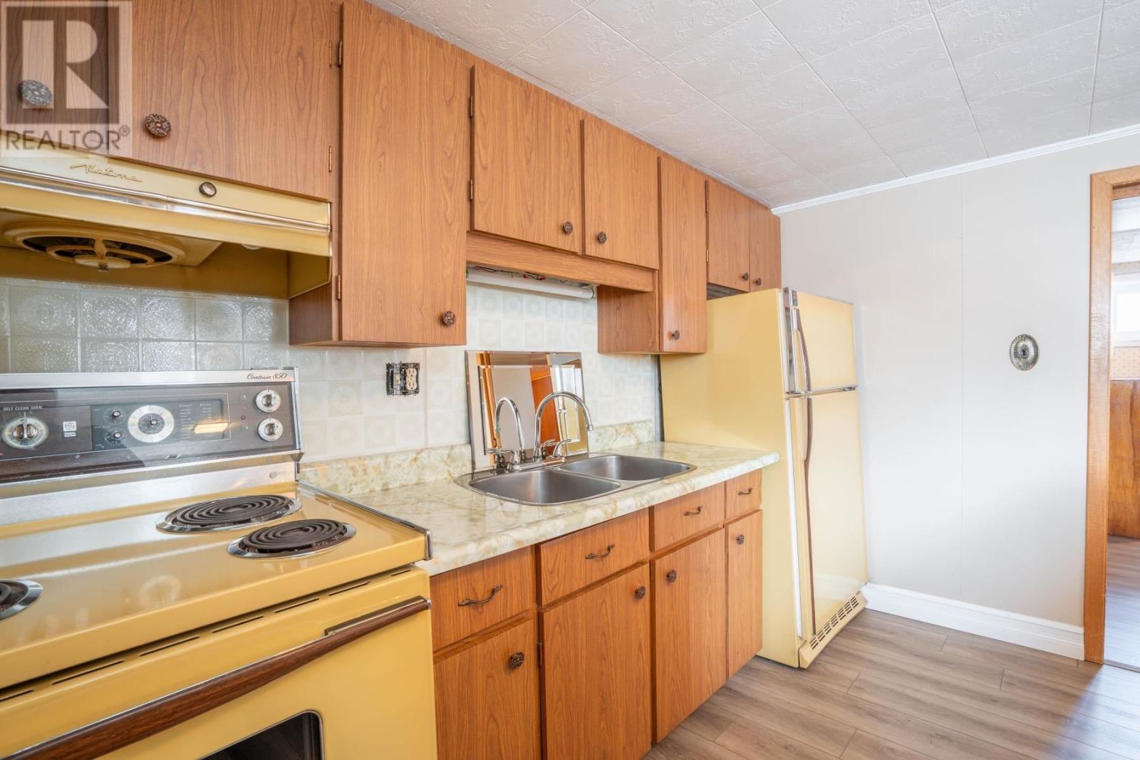 552 Sherbourne ST, Sault Ste. Marie, Ontario, P6C3X7 — Photo 25