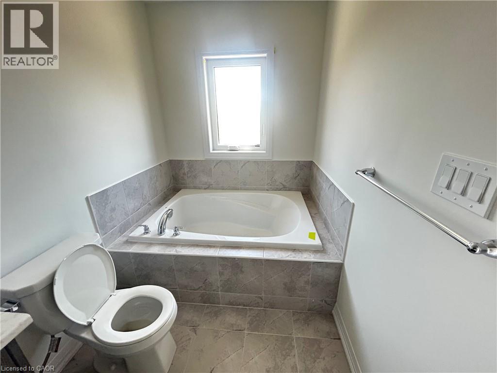 395 STARLIGHT Avenue, Breslau, Ontario, N0B1M0 — Photo 15