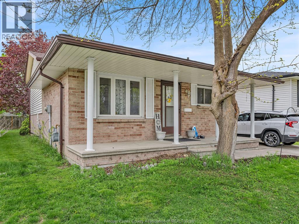 1493 AZALIA CRESCENT, Windsor, Ontario, N8W5C5 — Photo 4