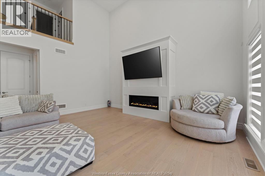 570 ORCHARD CRESCENT, Windsor, Ontario, N9E0B2 — Photo 16