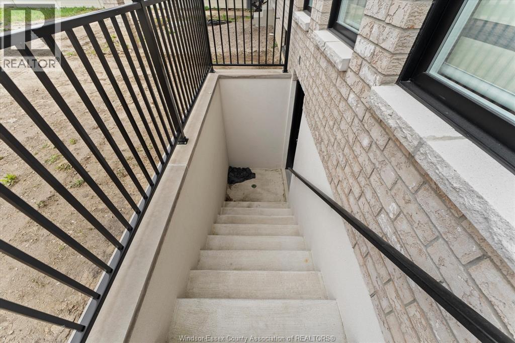 570 ORCHARD CRESCENT, Windsor, Ontario, N9E0B2 — Photo 33