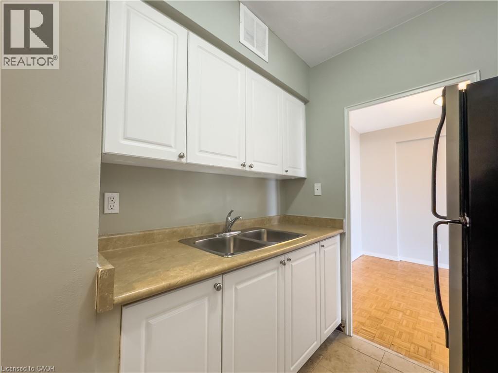 133 HERKIMER Street Unit# 904, Hamilton, Ontario, L8P2H3 — Photo 9