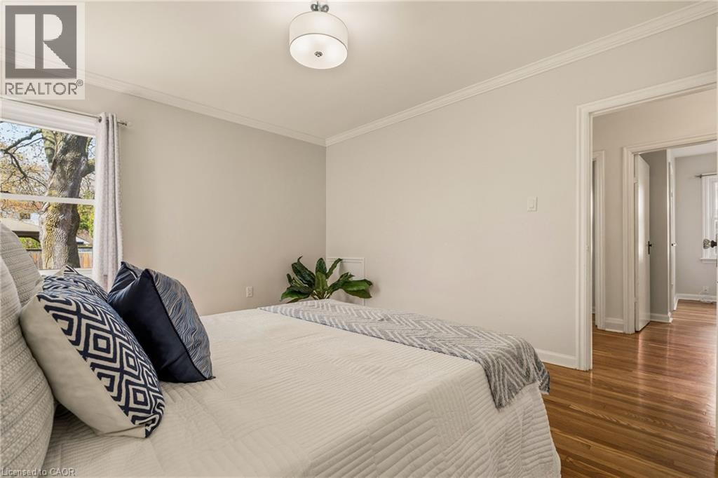 31 CAMERON Avenue, Dundas, Ontario, L9H1P6 — Photo 18