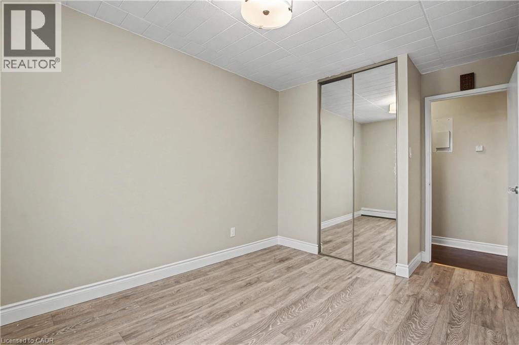 63 CONROY Crescent Unit# 52, Guelph, Ontario, N1G2V5 — Photo 14