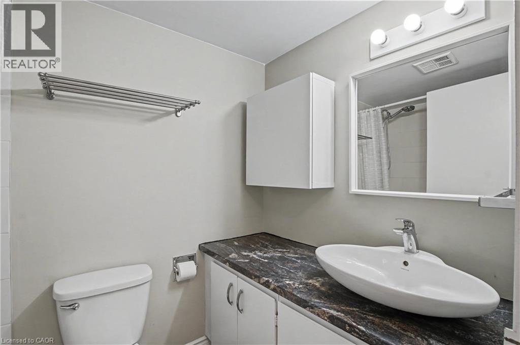 63 CONROY Crescent Unit# 52, Guelph, Ontario, N1G2V5 — Photo 15