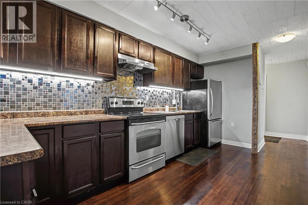 63 CONROY Crescent Unit# 52, Guelph, Ontario, N1G2V5 — Photo 6