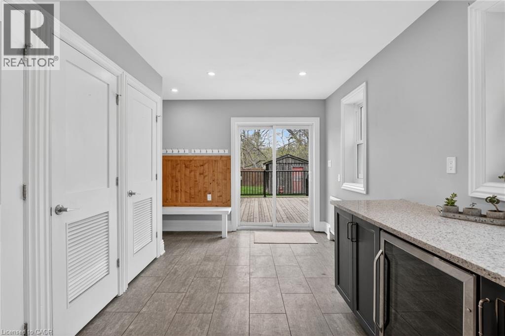 671 HARVEST Road, Dundas, Ontario, L9H5K3 — Photo 18