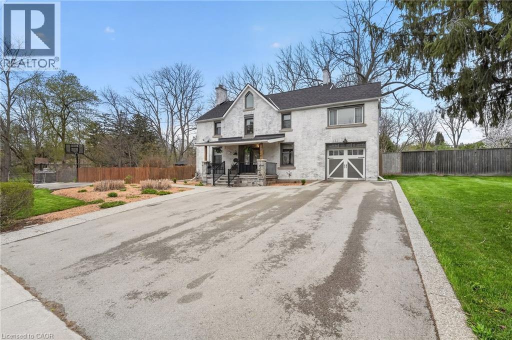 671 HARVEST Road, Dundas, Ontario, L9H5K3 — Photo 2