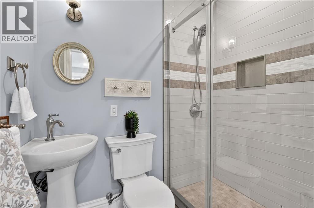 671 HARVEST Road, Dundas, Ontario, L9H5K3 — Photo 20