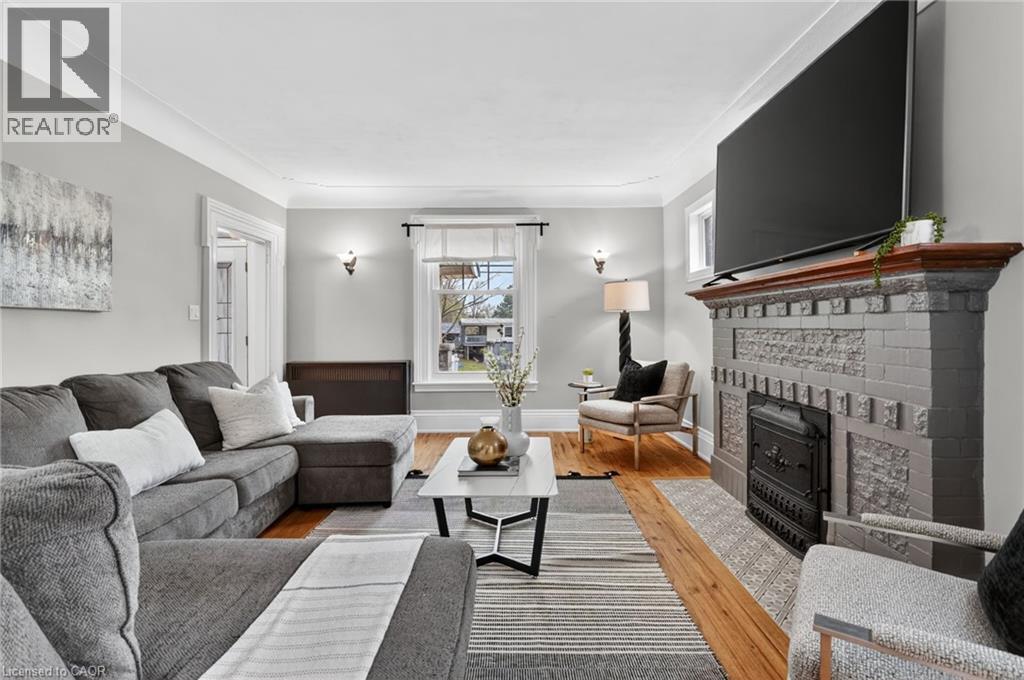 671 HARVEST Road, Dundas, Ontario, L9H5K3 — Photo 23