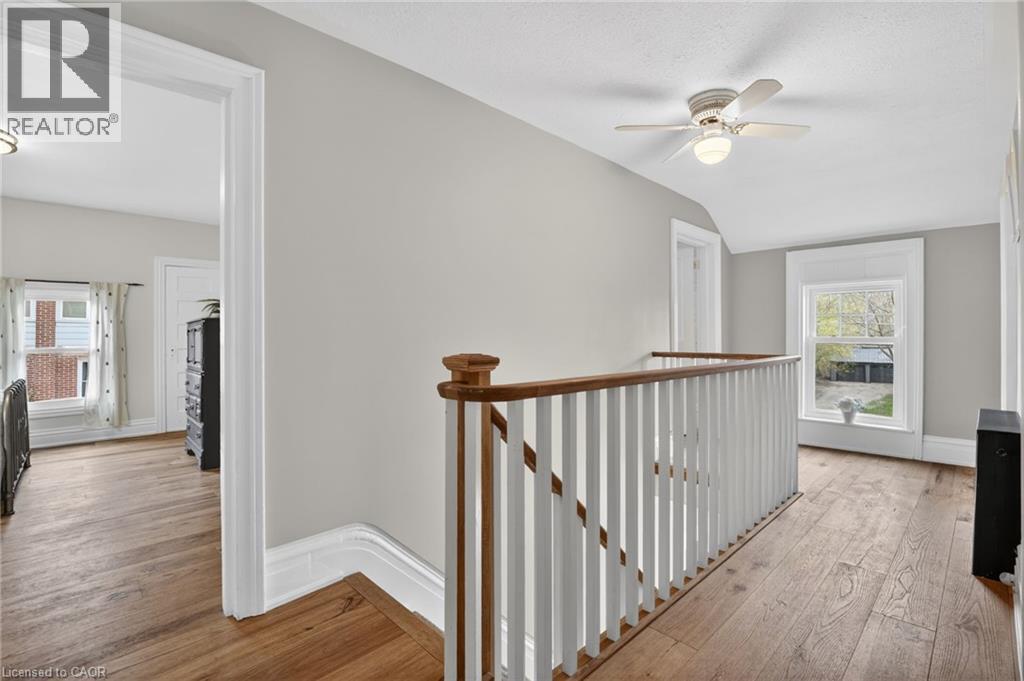 671 HARVEST Road, Dundas, Ontario, L9H5K3 — Photo 25