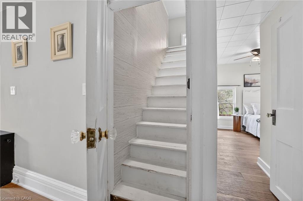 671 HARVEST Road, Dundas, Ontario, L9H5K3 — Photo 38
